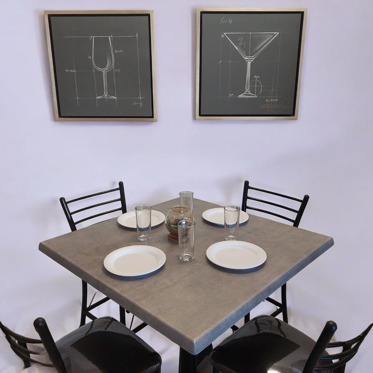 Mesa para restaurante Estratificada 80 con sillas María