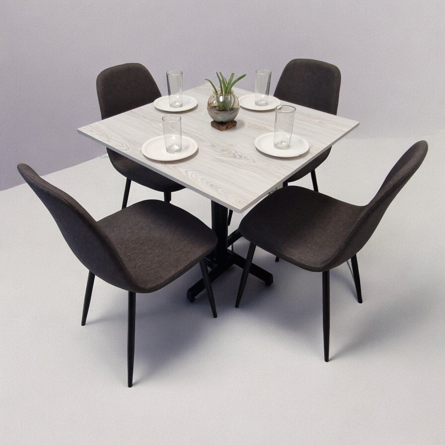 Mesa para restaurante Melanove con sillas Murcia