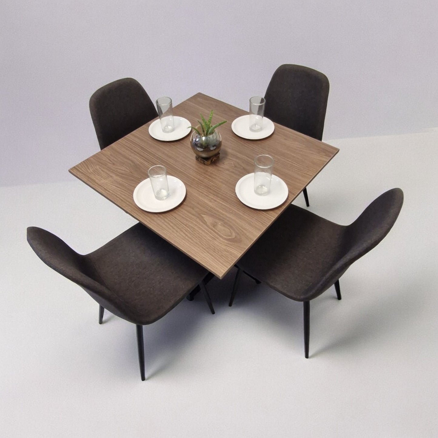 Mesa para restaurante Melanove con sillas Murcia