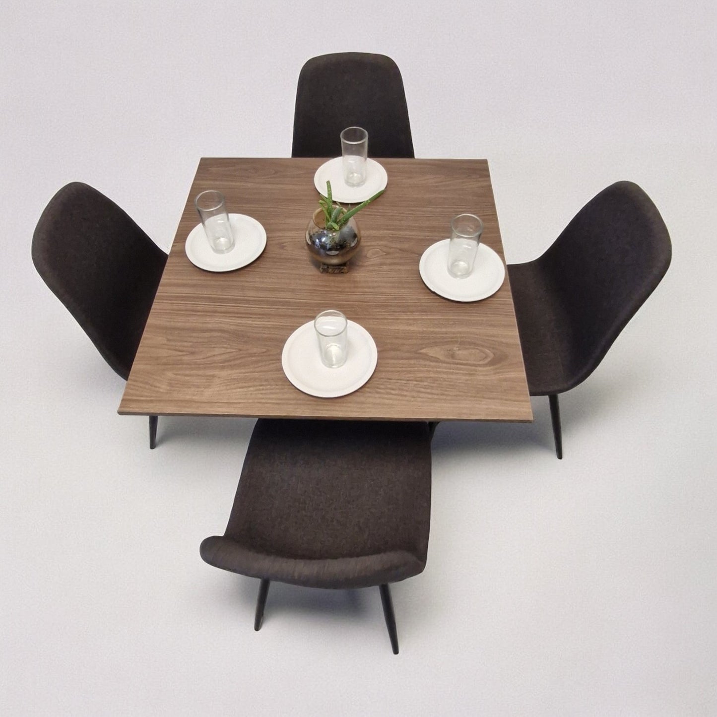 Mesa para restaurante Melanove con sillas Murcia