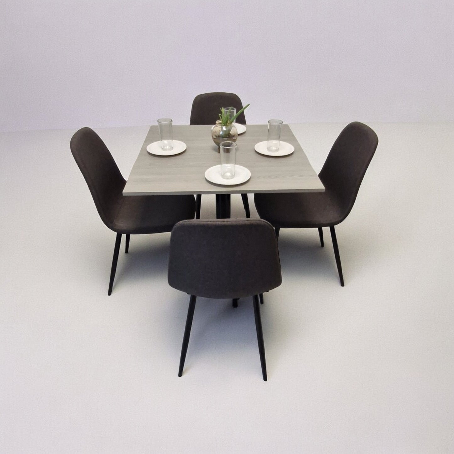 Mesa para restaurante Melanove con sillas Murcia