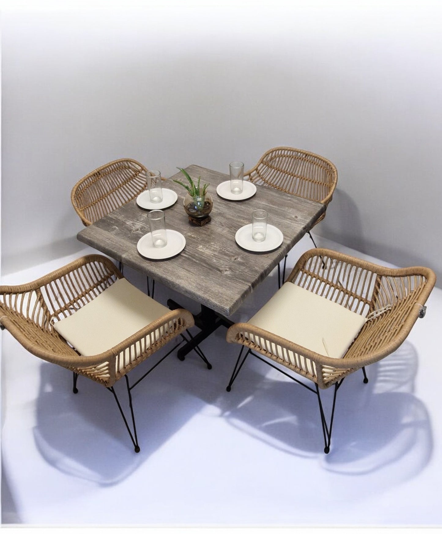 Mesa Para Restaurante Estratificada con 4 Sillas Tobago
