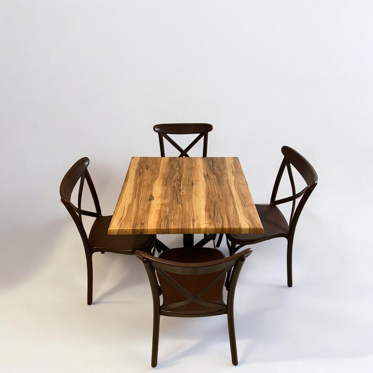 Mesa para restaurante Estratificada 80 con sillas Diana