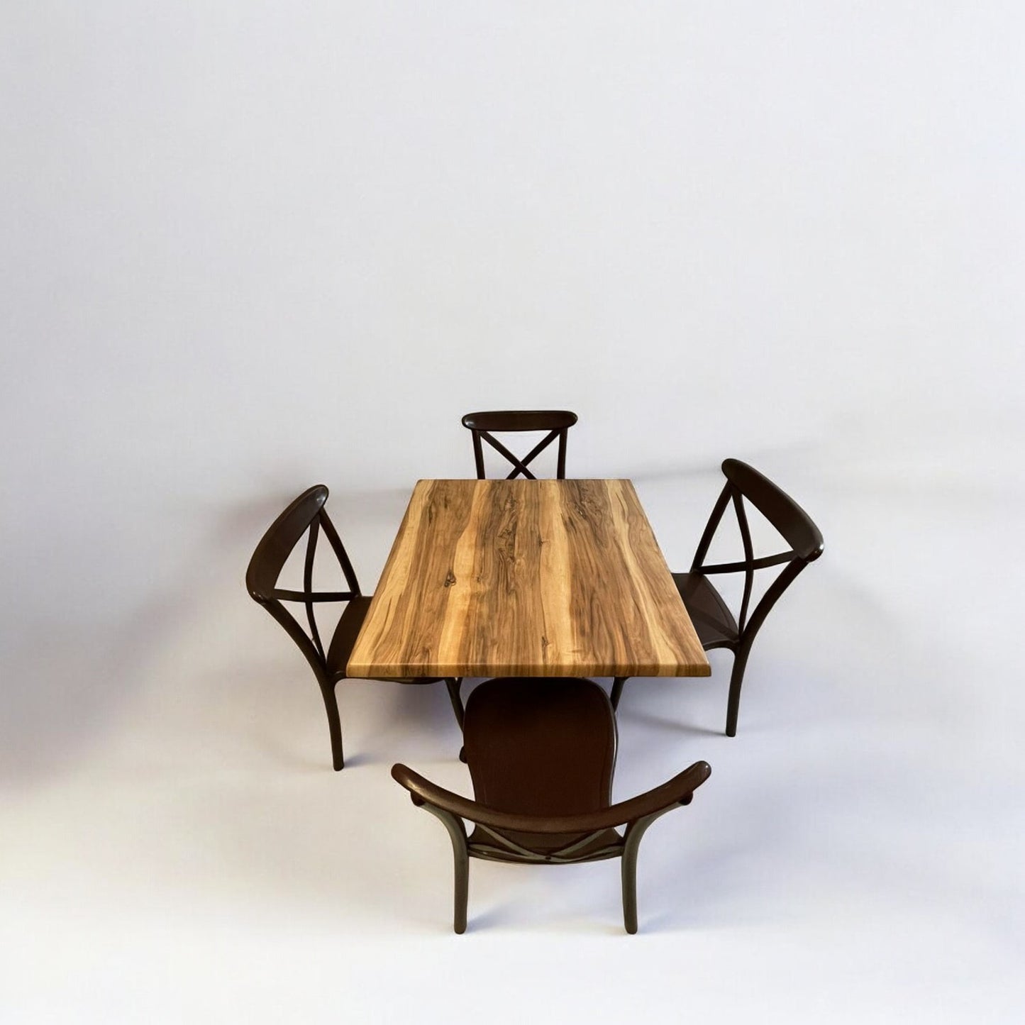 Mesa para restaurante Estratificada 80 con sillas Diana