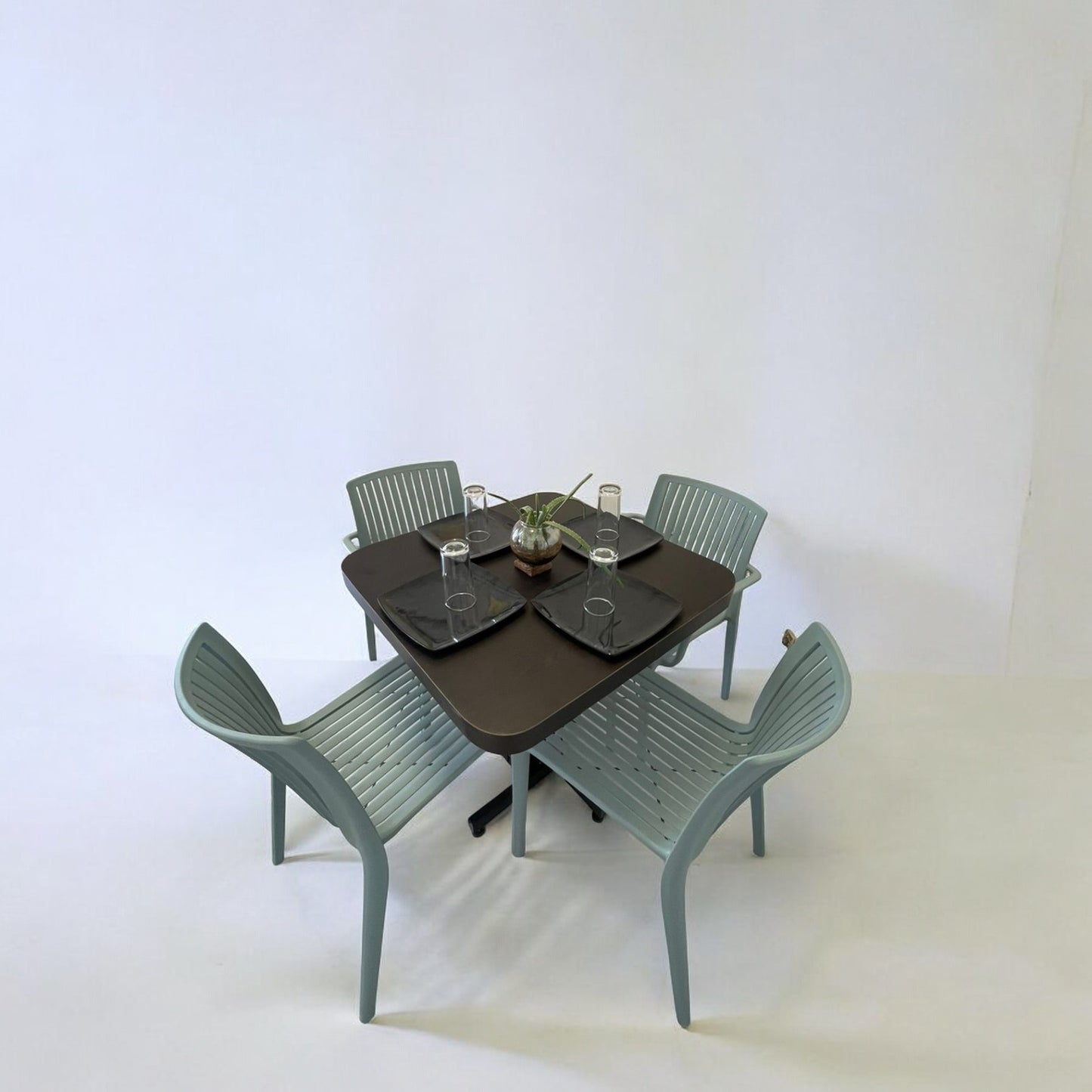 Mesa para restaurante Formaica con sillas Milos