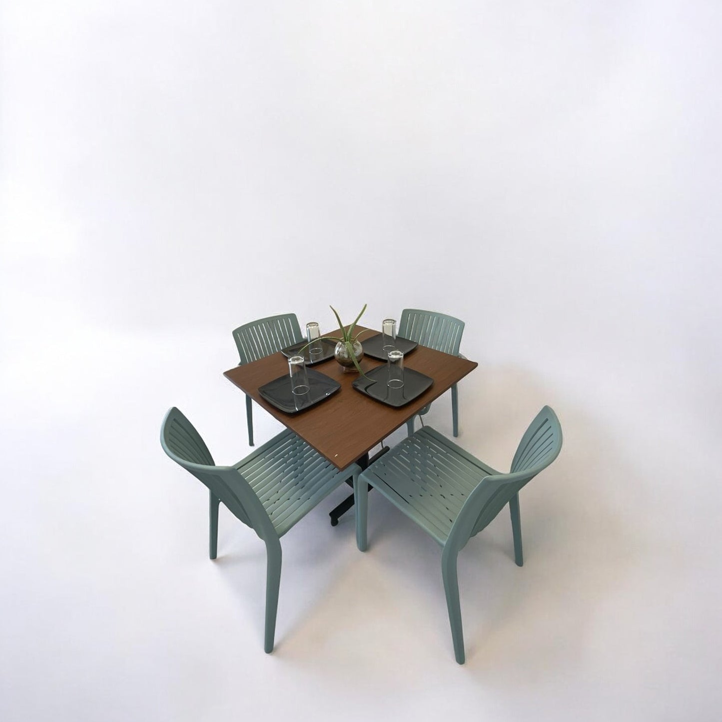 Mesa para restaurante Melanove con sillas Milos
