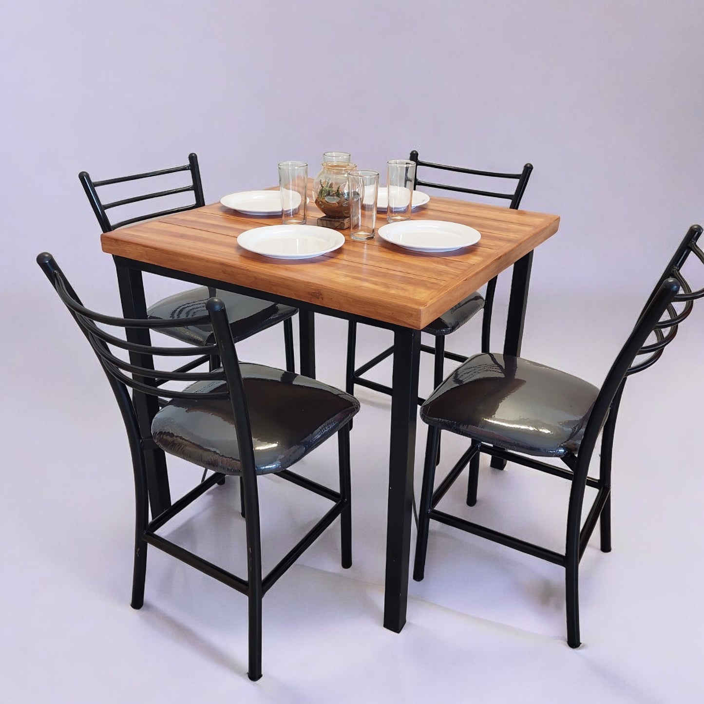 Mesa para restaurante Industrial Vintage 80 con sillas María