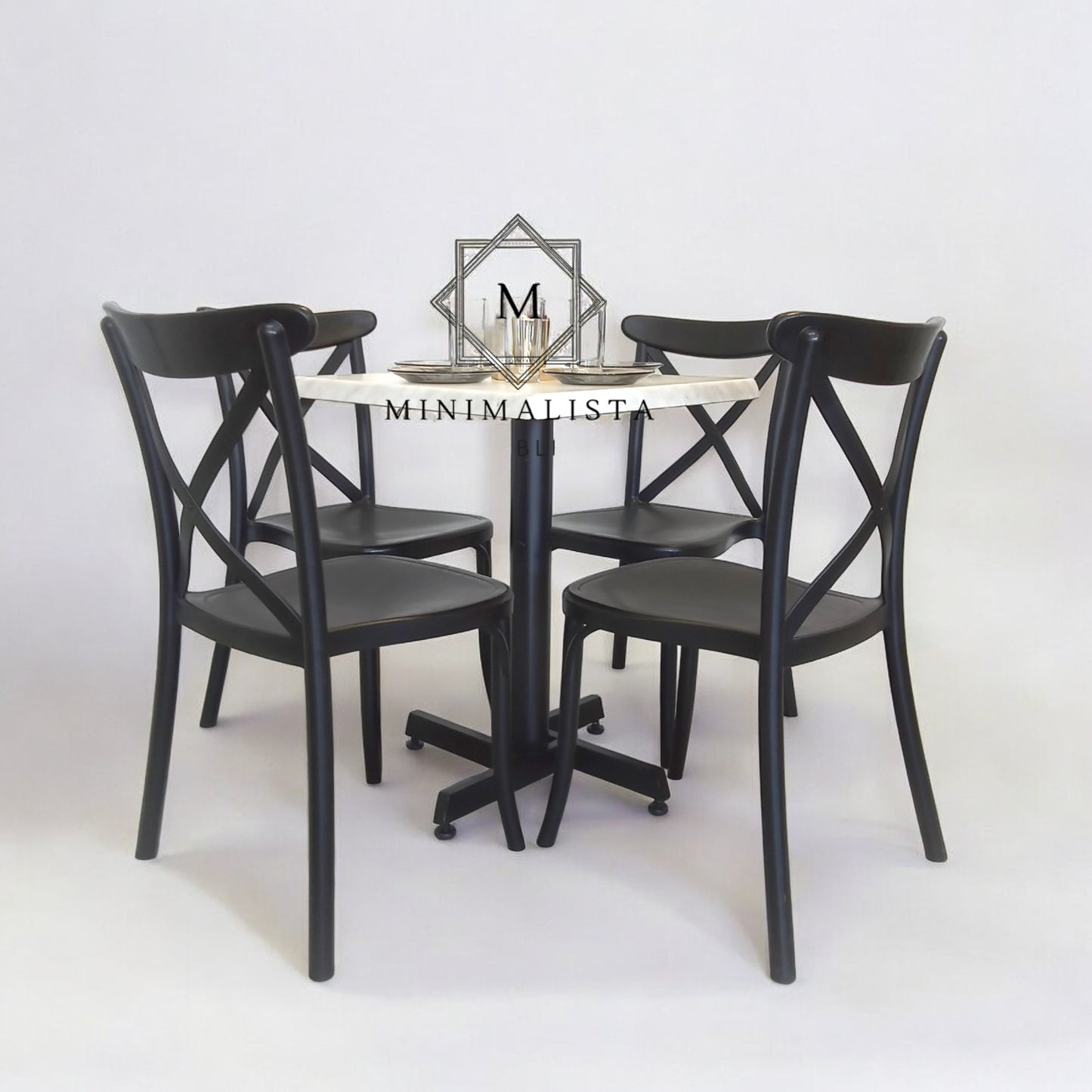 Mesa para restaurante Estratificada 80 con sillas Diana