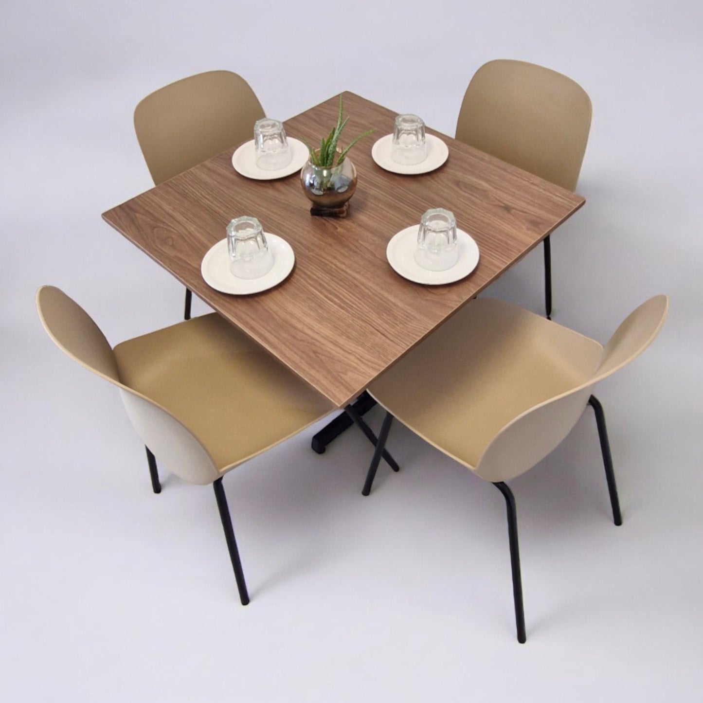 Mesa para restaurnate Melanove con sillas Noto