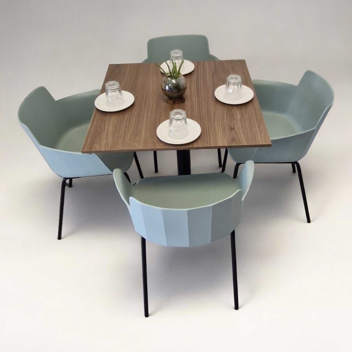 Mesa para restaurnate Melanove con sillas Colombo