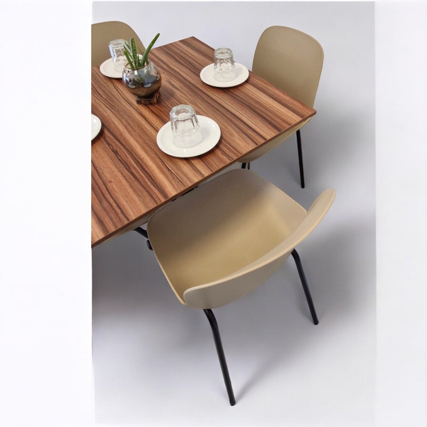 Mesa para restaurnate Melanove con sillas Noto