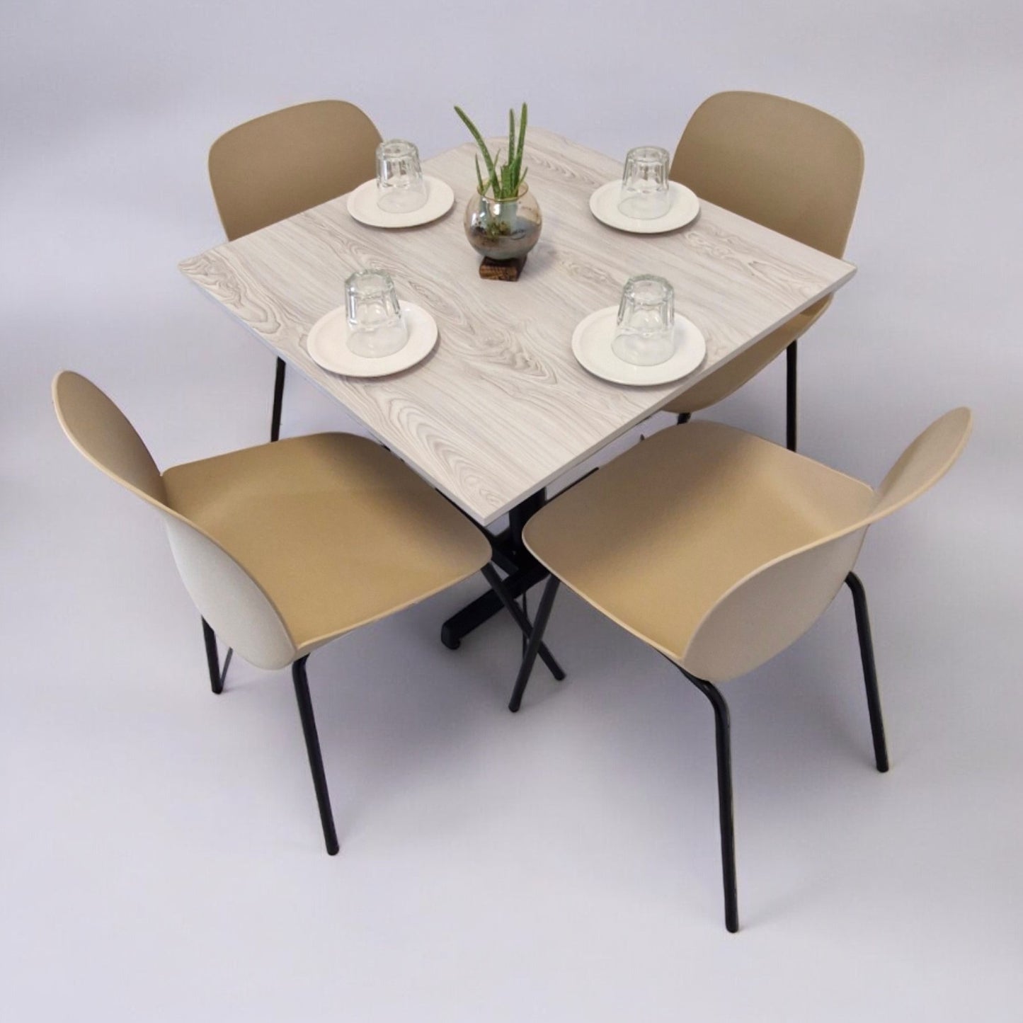 Mesa para restaurnate Melanove con sillas Noto