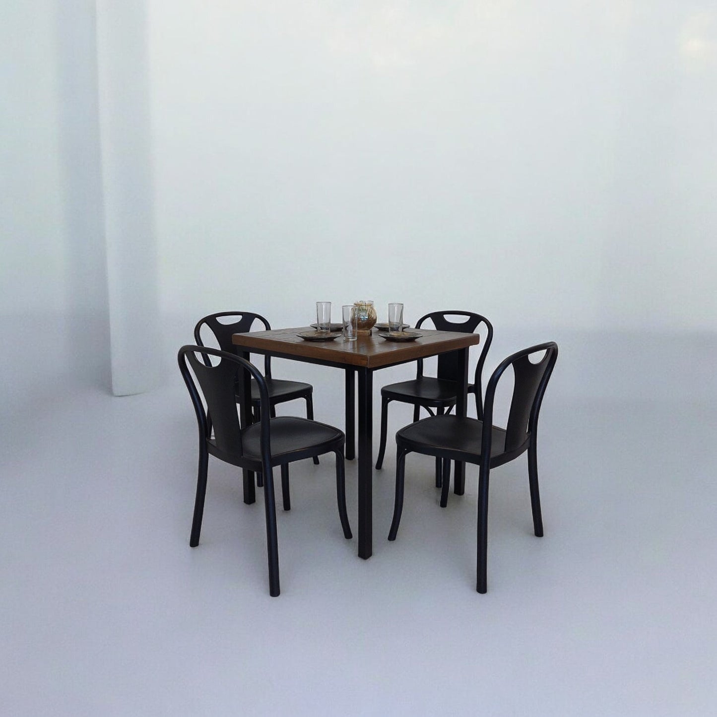 Mesa para restaurante Industrial Vintage 90 con sillas Sara