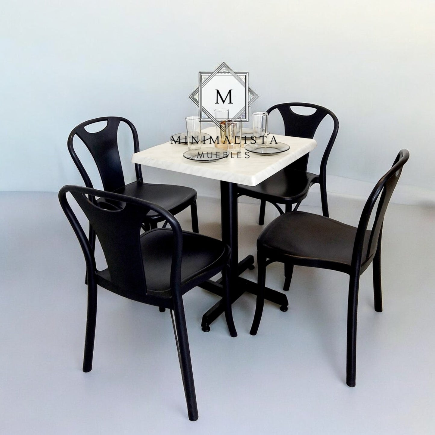 Mesa para restaurante Estratificada 80 con sillas Sara