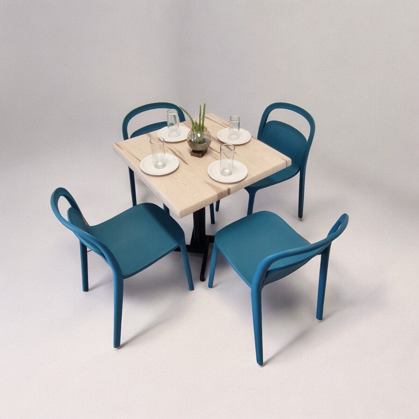 Mesa para restaurnate Estratificada 80 con sillas Asti