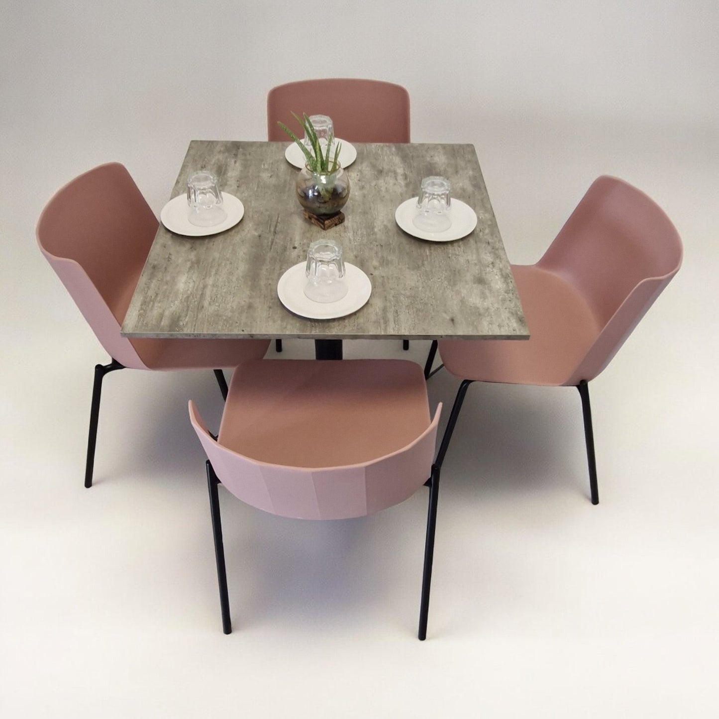 Mesa para restaurnate Melanove con sillas Colombo