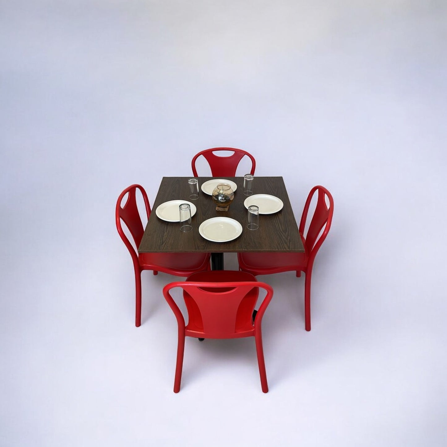 Mesa para restaurante Melanove con sillas Sara