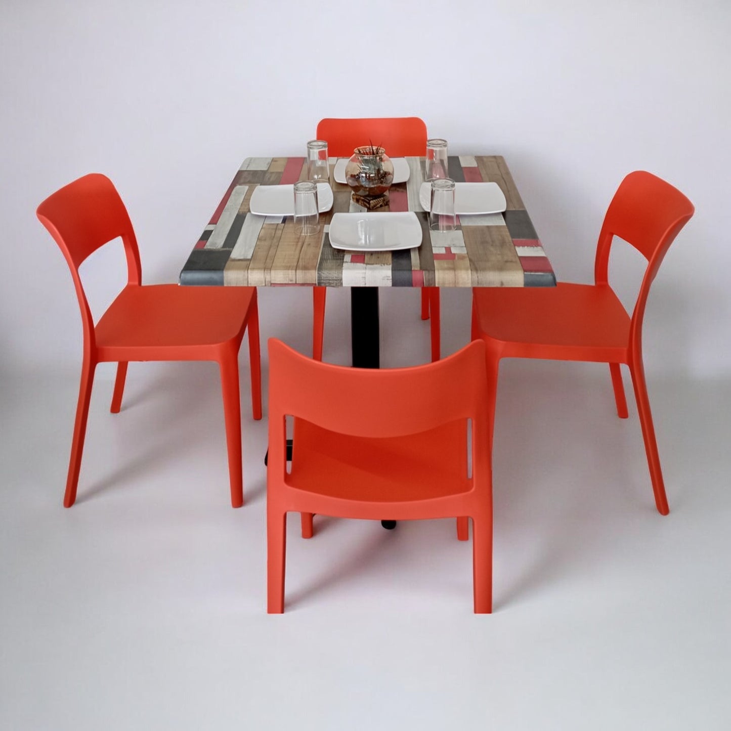 Mesa para restaurante Estratificada 80 con sillas Lavie