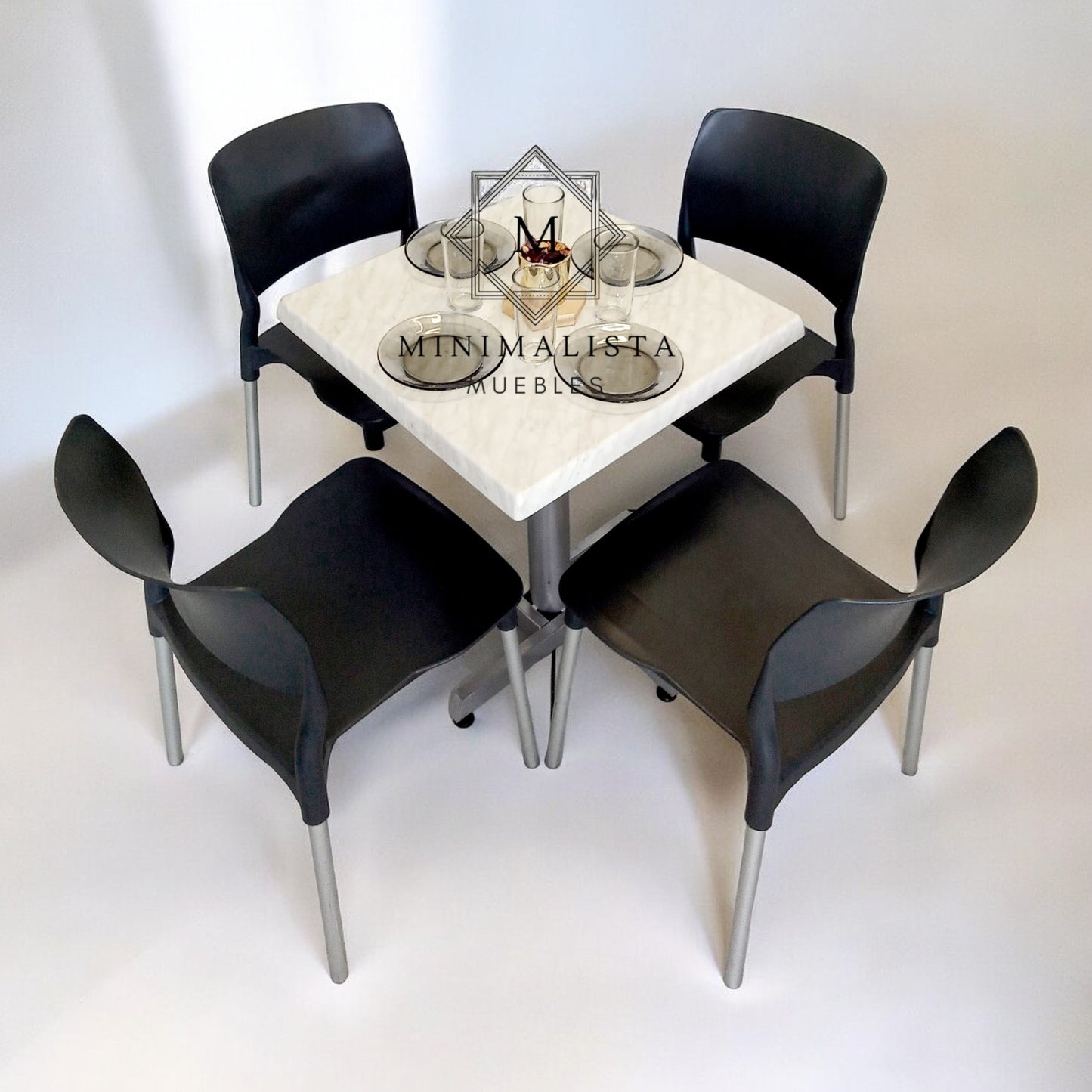 Mesa para restaurante Estratificada 80 con sillas Frida
