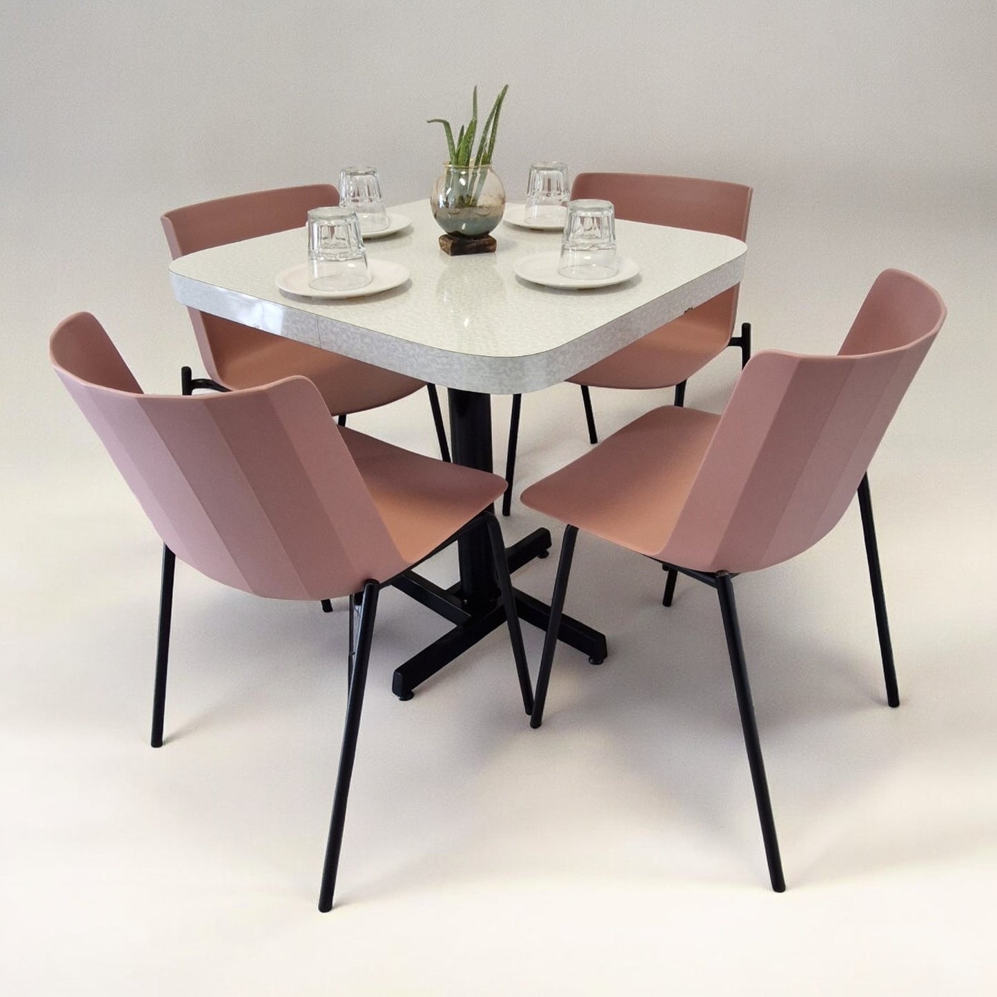 Mesa para restaurnate Formaica con sillas Colombo