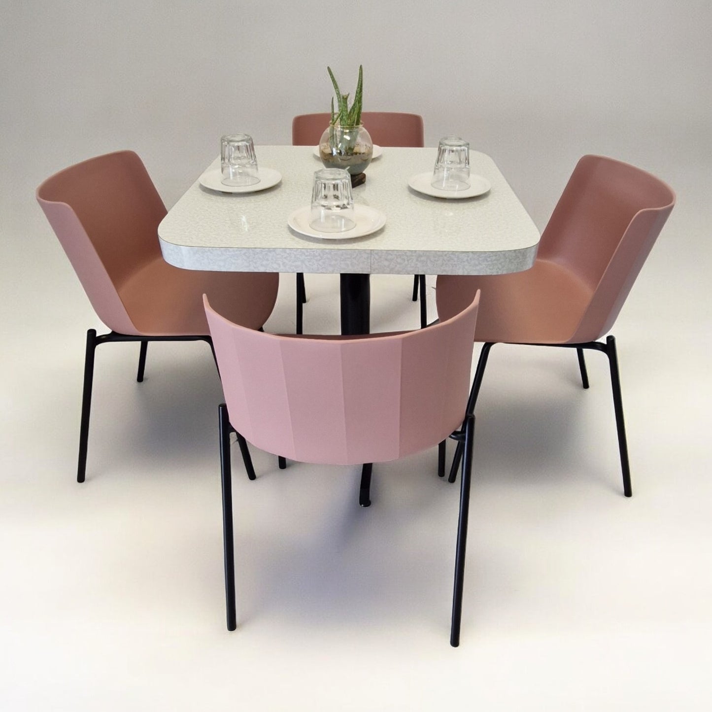 Mesa para restaurnate Formaica con sillas Colombo