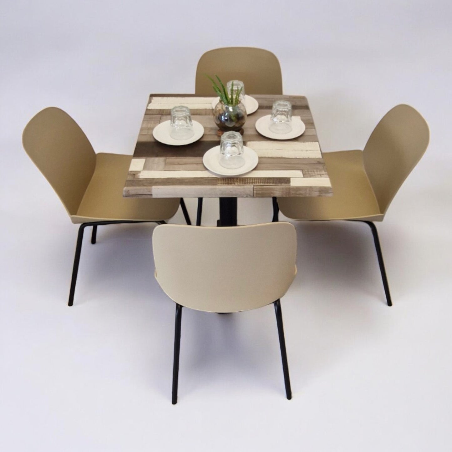 Mesa para restaurnate Estratificada 80 con sillas Noto