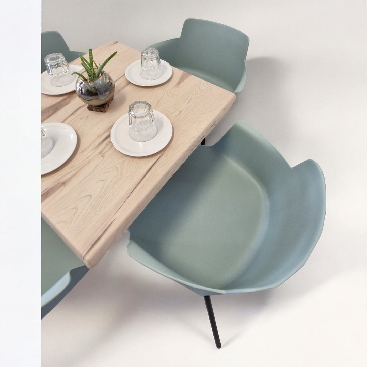 Mesa para restaurnate Estratificada 80 con sillas Colombo