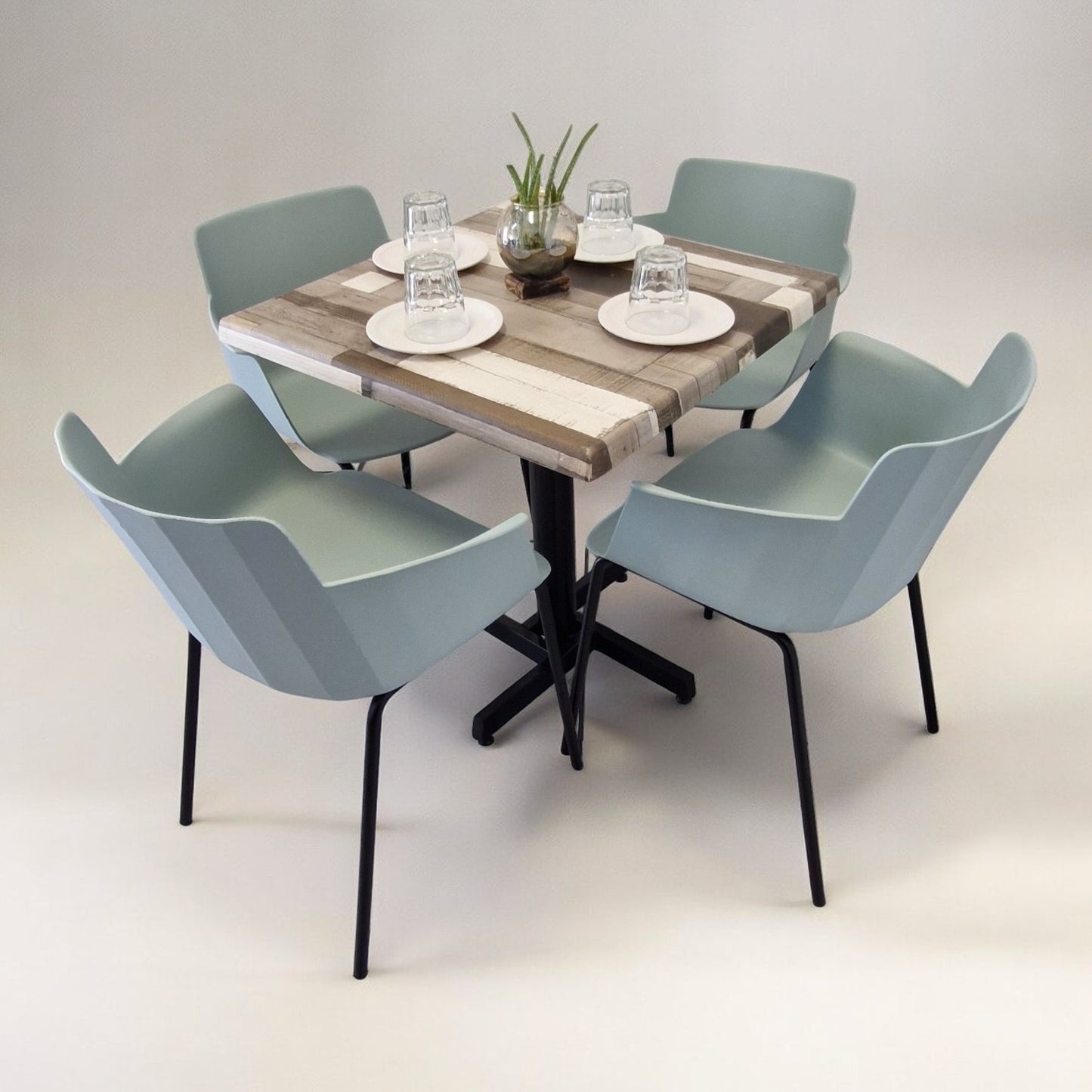 Mesa para restaurnate Estratificada 80 con sillas Colombo