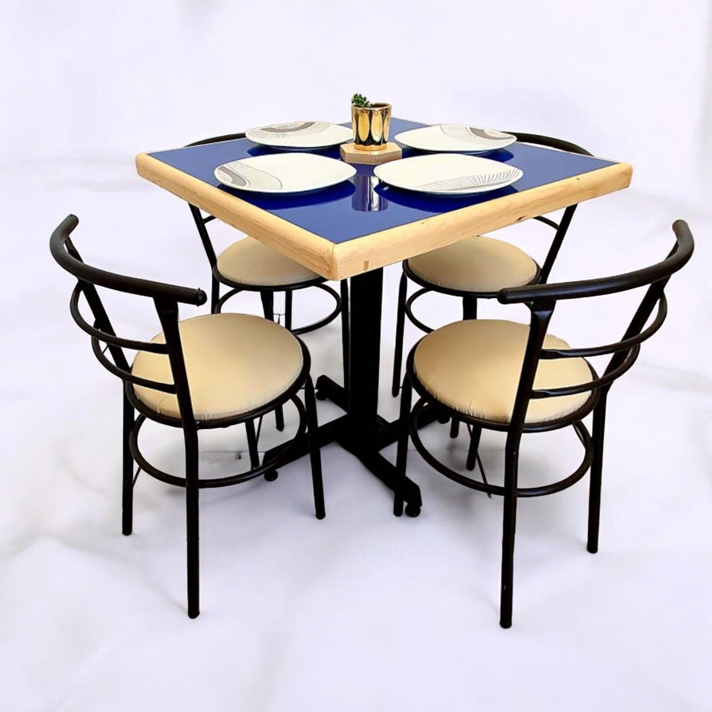 Mesa para restaurante Emboquillada con sillas Chabely