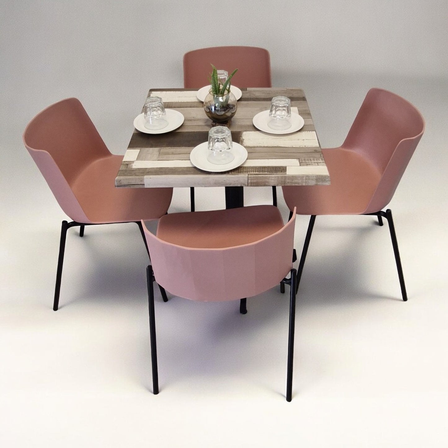 Mesa para restaurnate Estratificada 80 con sillas Colombo