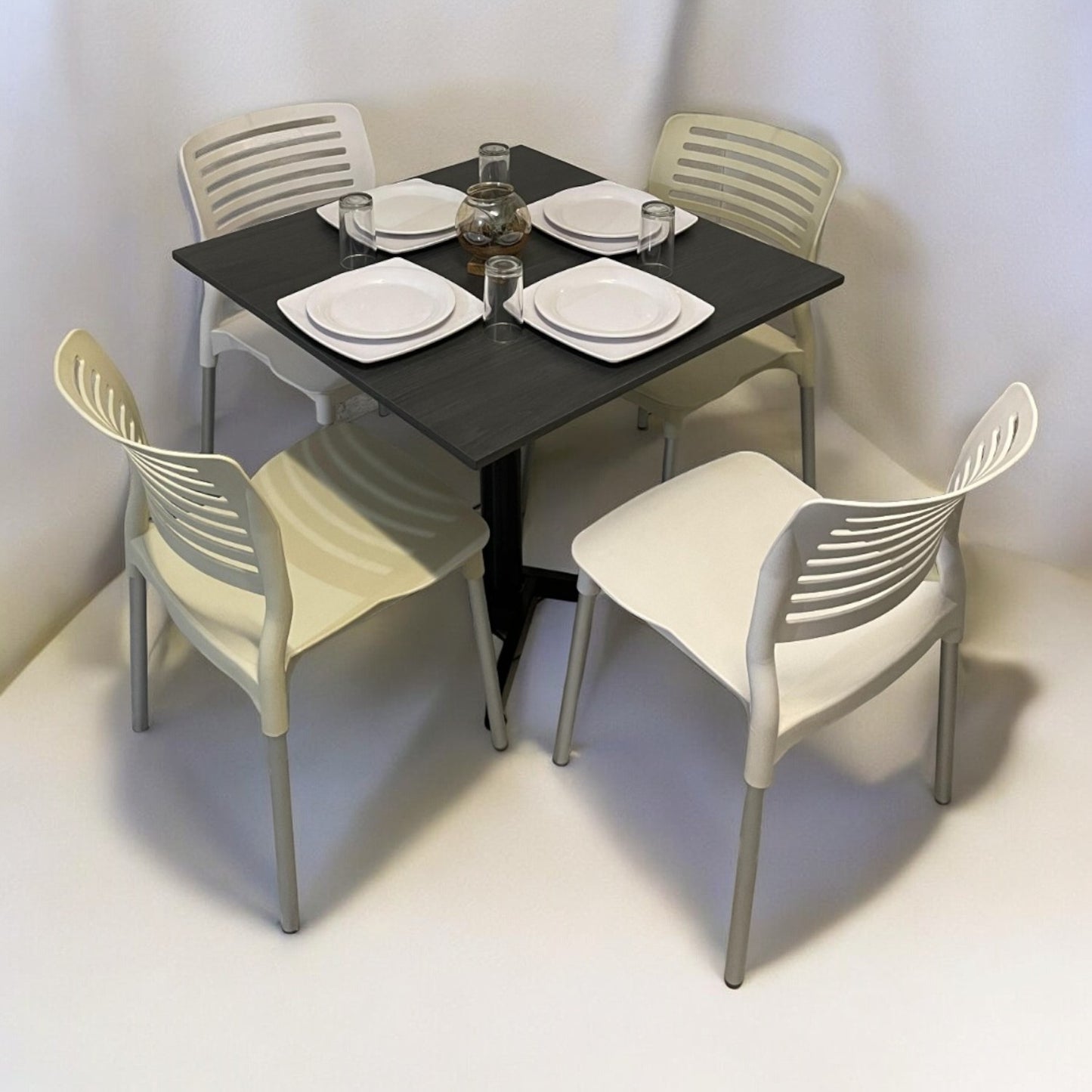 Mesa para restaurante Melanove con sillas Vhania