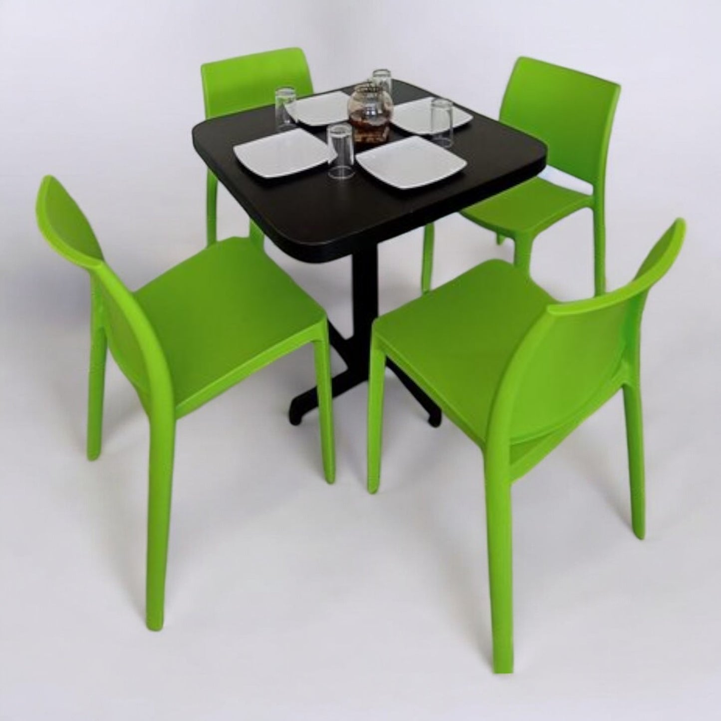 Mesa para restaurante Formaica con sillas Sensilla