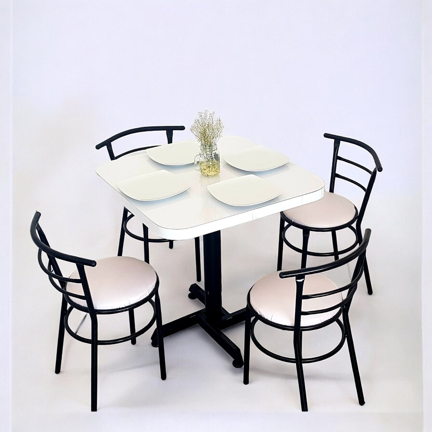 Mesa para restaurante Formaica con sillas Chabely