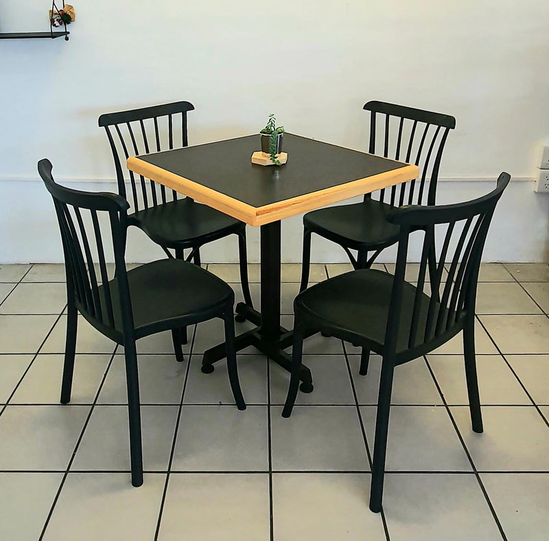 Mesa para Restaurante Emboquillada con 4 sillas Aurora
