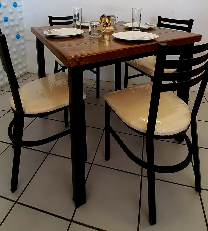 Mesa para Restaurante Vintage Industrial y 4 sillas solar