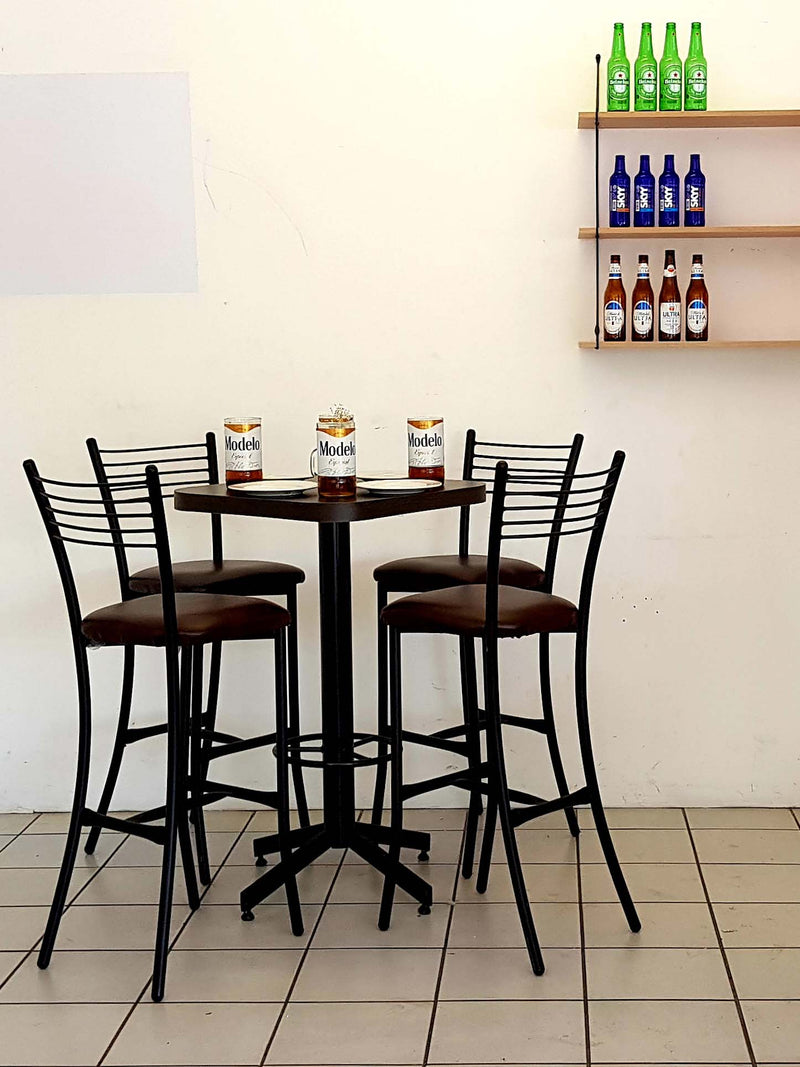 Mesa para restaurante formaica con 4 sillas Huracan 75C-13