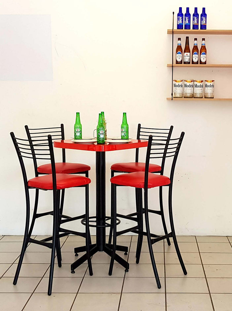 Mesa para restaurante formaica con 4 sillas Huracan 75C-18