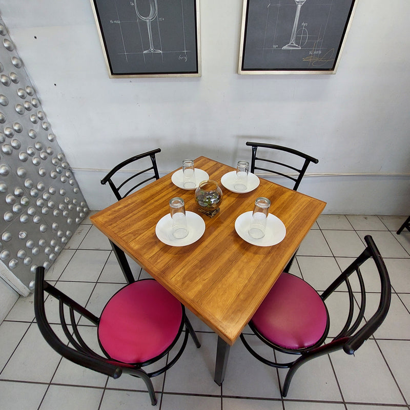 Mesa para Restaurante Vintage Industrial  con 4 sillas Chabely
