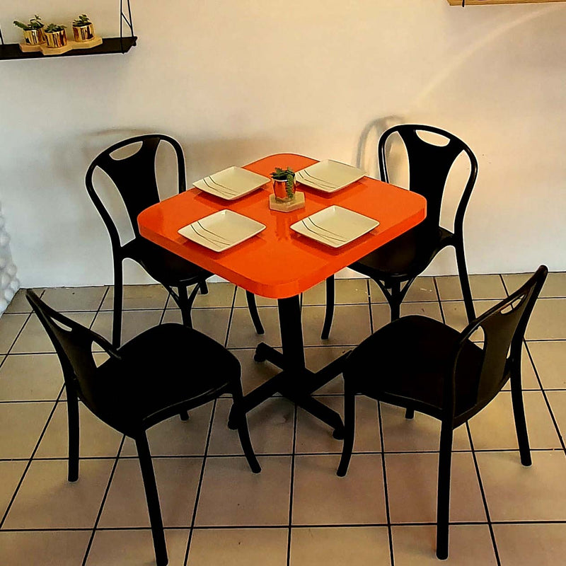 Mesa para Restaurante de formaica con 4 sillas Sarah