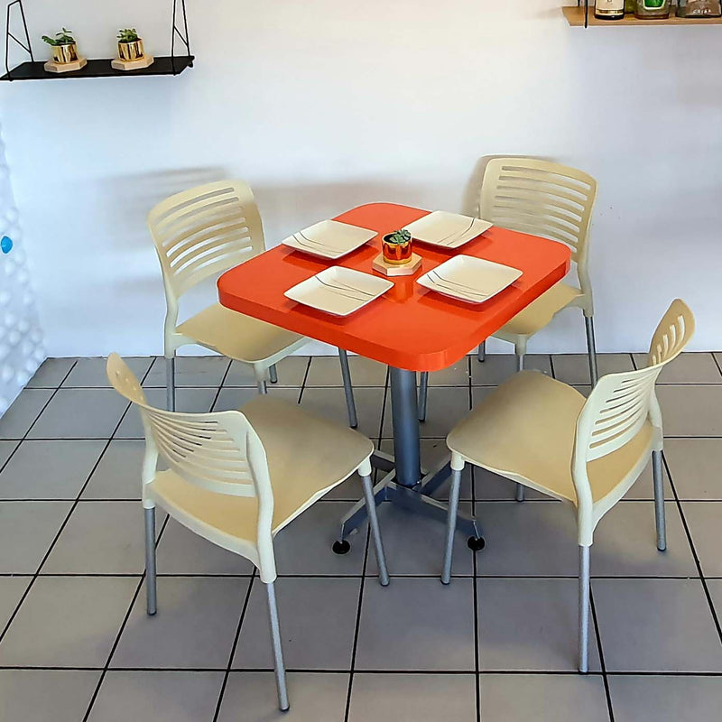 Mesa para Restaurante de Formaica con 4 sillas Vhania