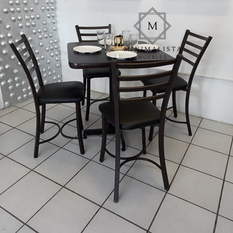 Mesa para Restaurante PVC con 4 sillas Verano