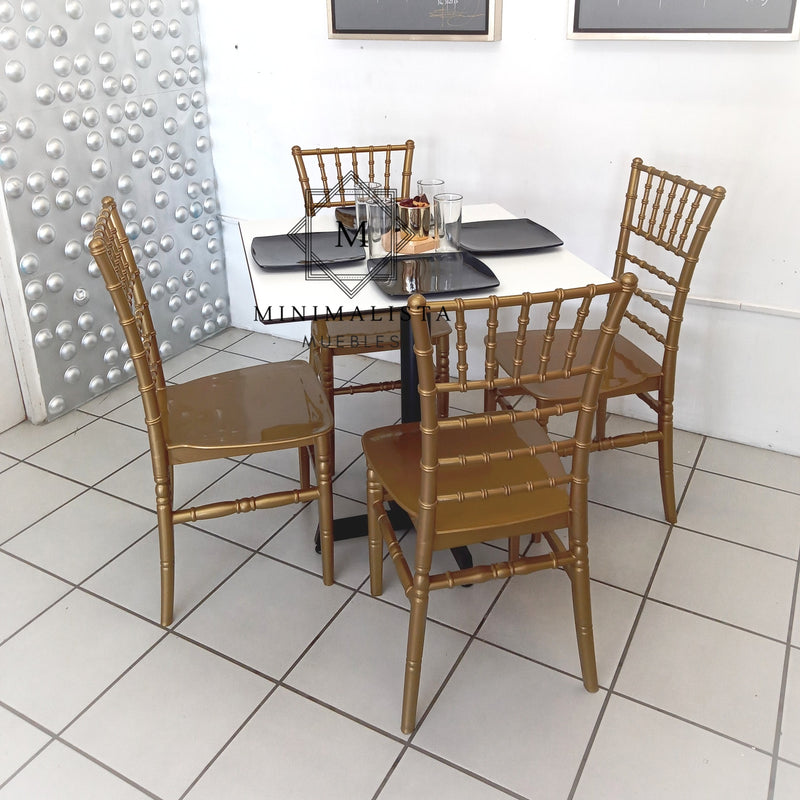 Mesa para Restaurante Thin para exterior 70 con 4 sillas Julie
