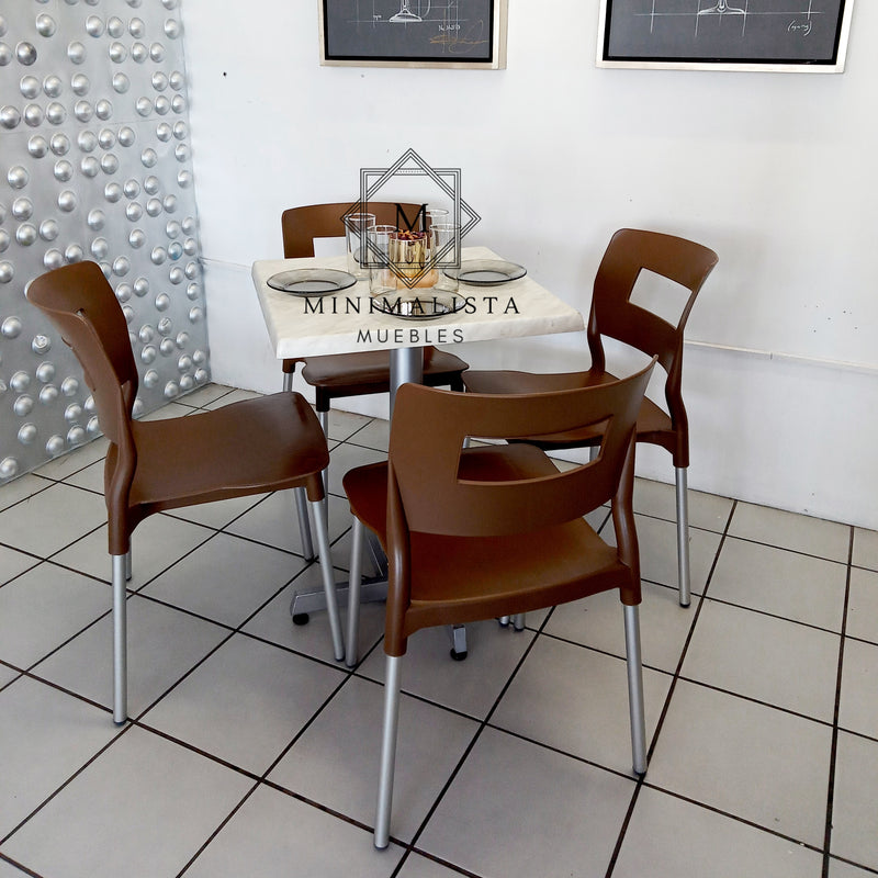 Mesa para Restaurante Estratificada para exterior 60 con 4 sillas Sabine