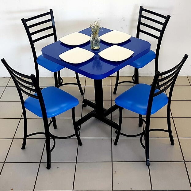 Mesa para restaurante formaica con 4 sillas Verano-16
