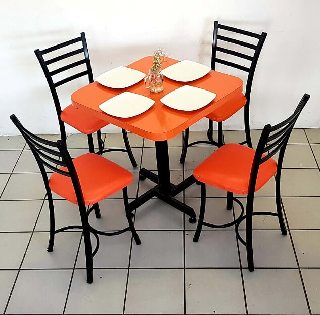 Mesa para restaurante formaica con 4 sillas Verano-15