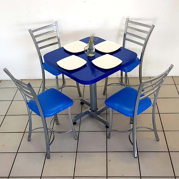 Mesa para restaurante formaica con 4 sillas Verano-23