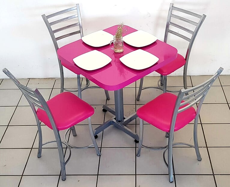 Mesa para restaurante formaica con 4 sillas Verano-25