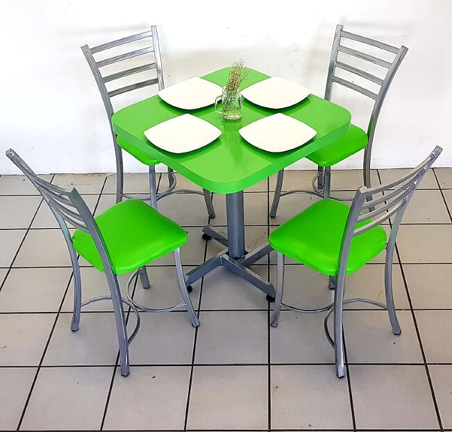 Mesa para restaurante formaica con 4 sillas Verano-29