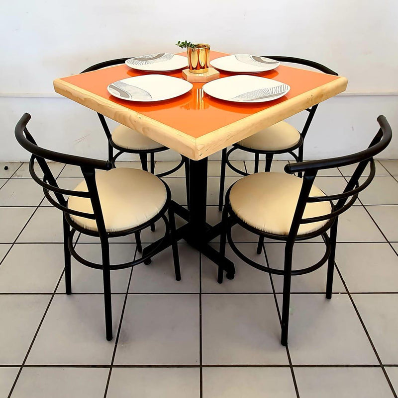 Mesa para Restaurante Emboquillada con 4 sillas Chabely.