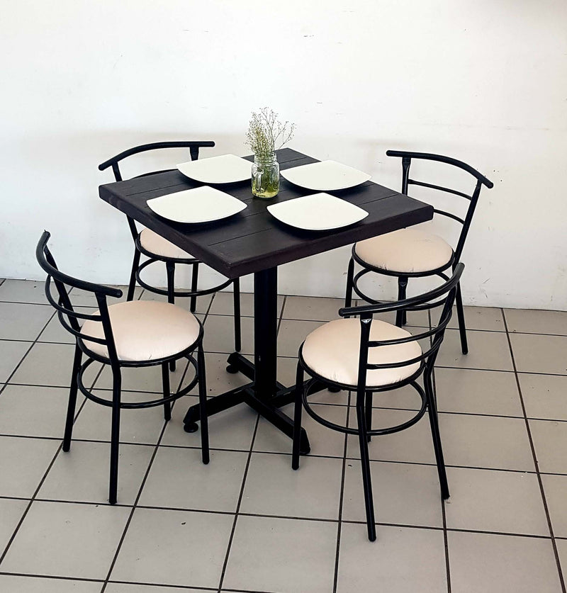 mesa para restaurante vintage de madera con 4 sillas chabely 10